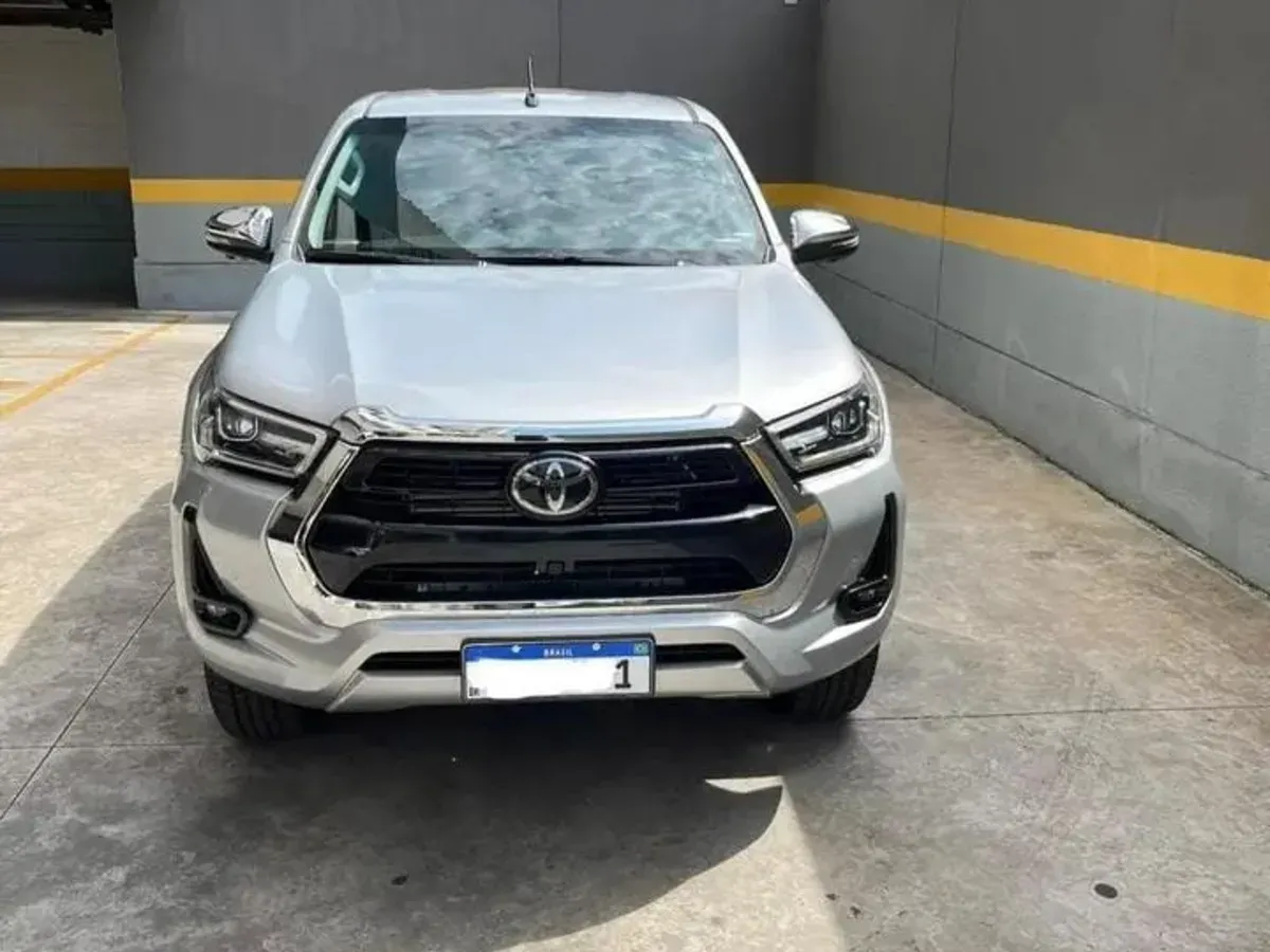 Hilux 2025 modelo 2026 a diesel 4x4 cabine dupla