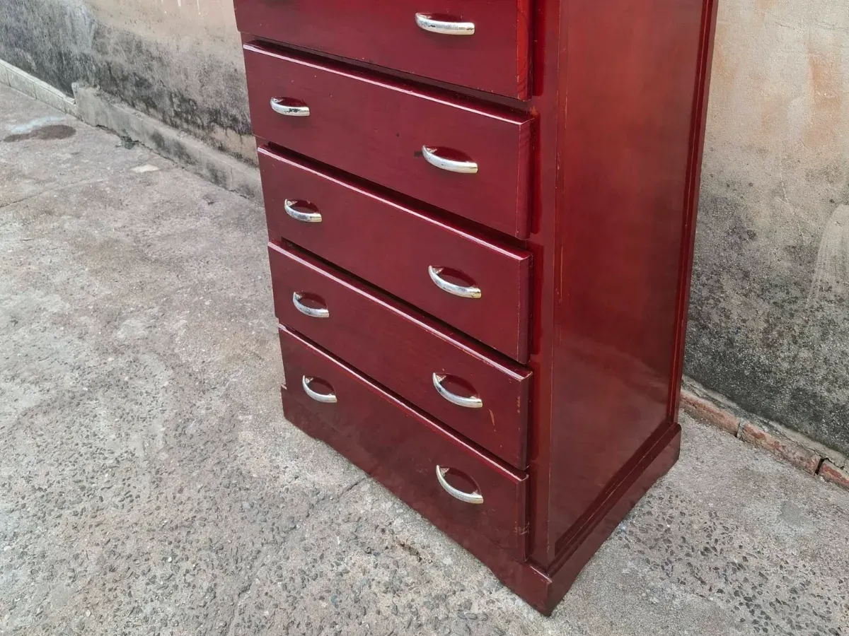 Cômoda De Madeira usado ok bem conservado