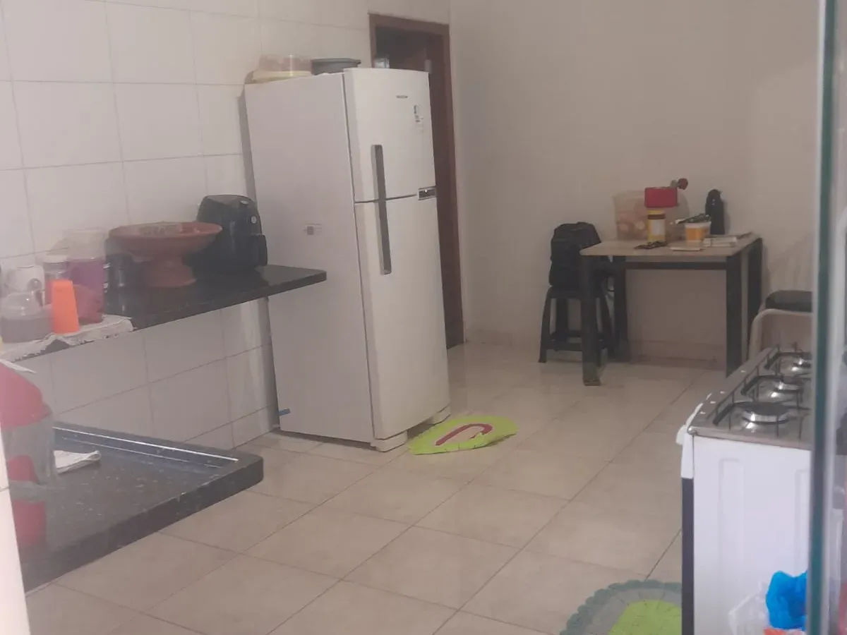 Vendo ÁGIO Casa 2/4 em Caldas Novas