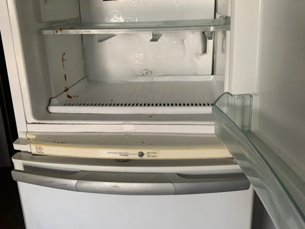 Vendo estes eletrodomésticos, Fogão / Geladeira / Maquina de Lavar