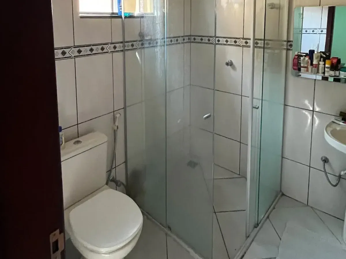 CASA COM 4 SUÍTES E ENERGIA SOLAR /MINAÇU /GO