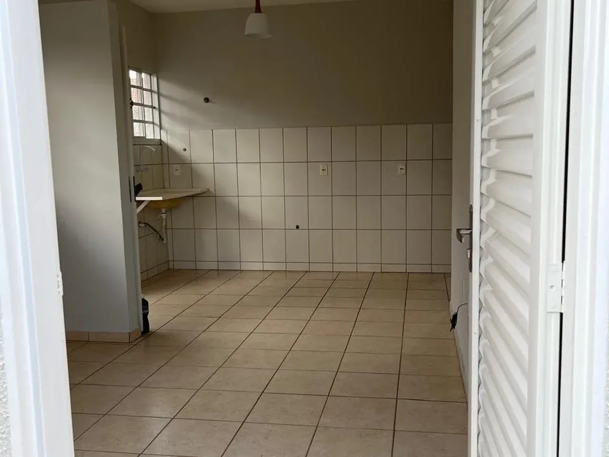 Vende-se Casa residencial setor aeroporto