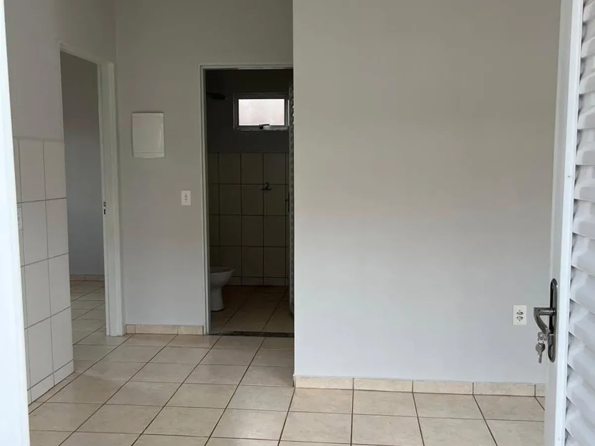 Vende-se Casa residencial setor aeroporto