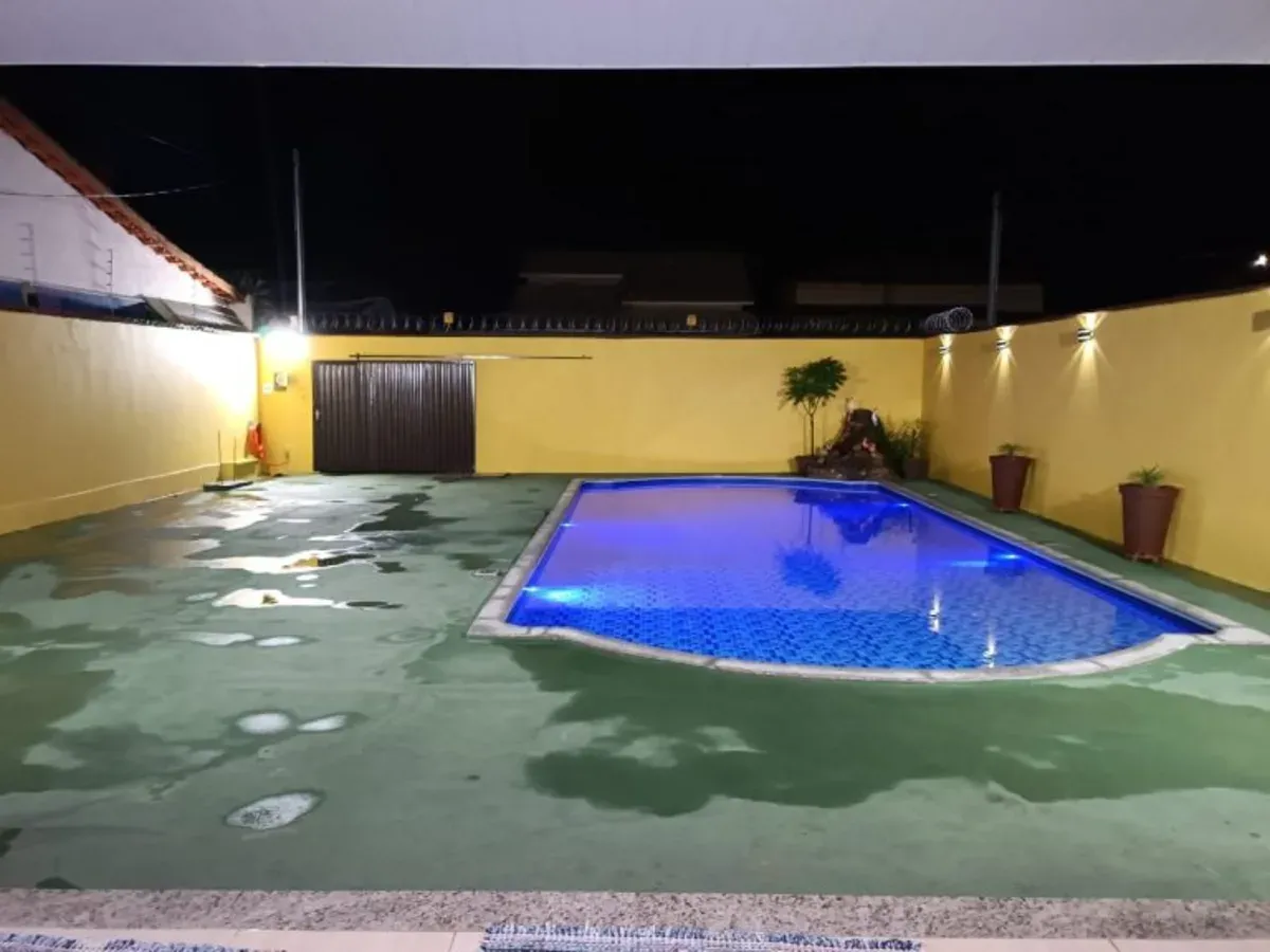 Vendo Casa comercial para eventos com 2/4 em Minaçu - Go