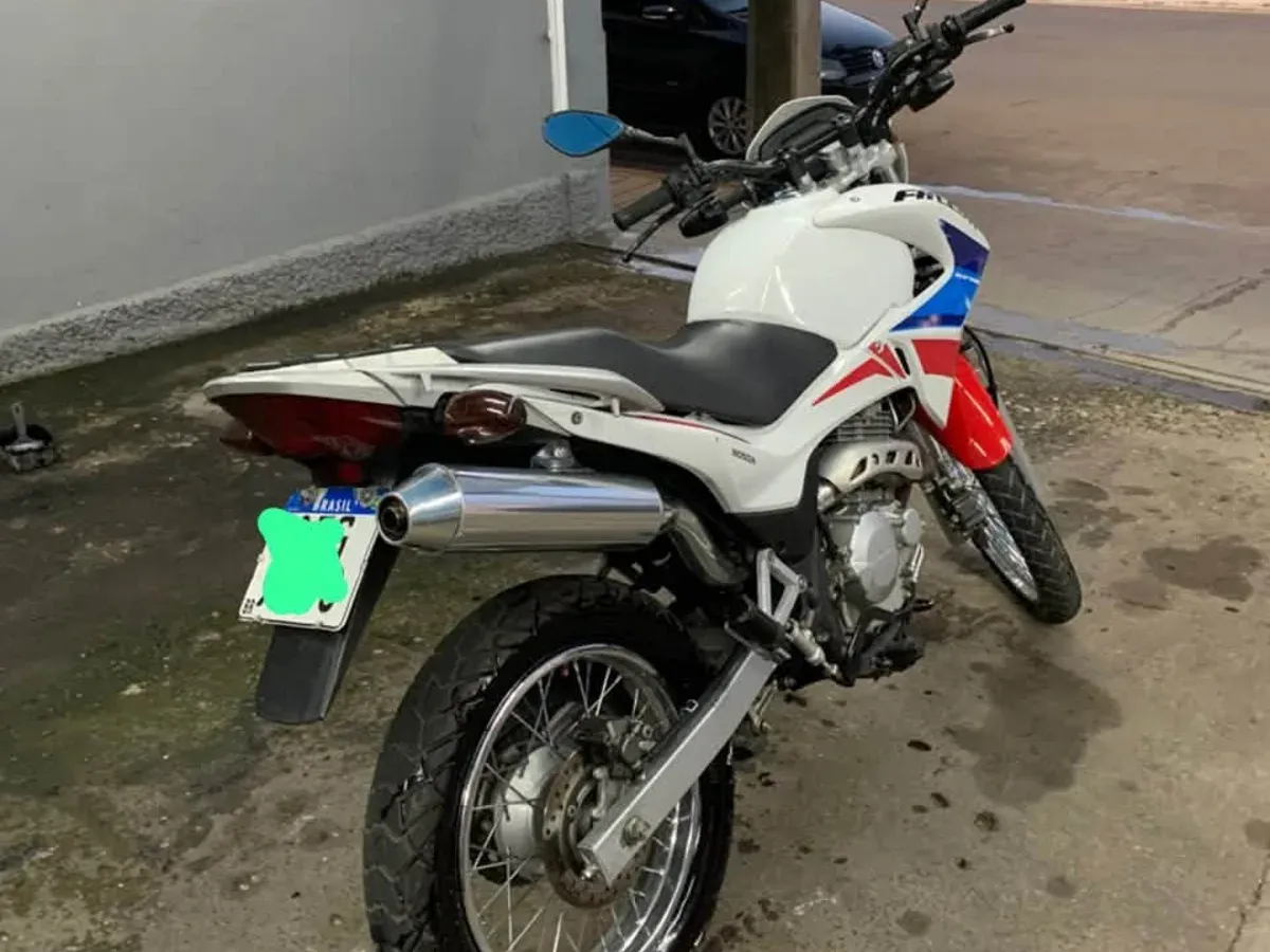 FALCON 400I 2015 EDIÇAO ESPECIAL