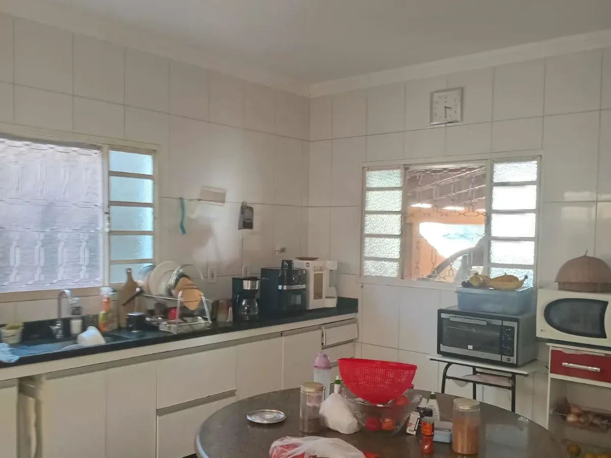 🏡 VENDE-SE CASA EM CALDAS NOVAS – CONDOMÍNIO JATOBÁ
