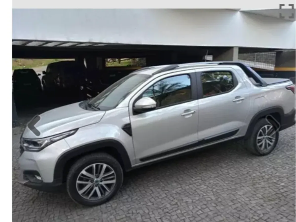Fiat Strada Volcano 1.3 Flex 8v CD Aut.