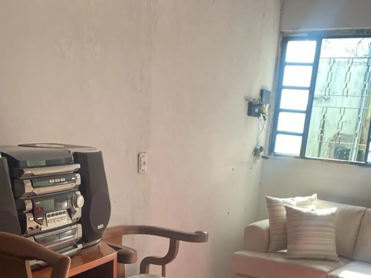 Vendo Casa de 4/4 em Goiânia